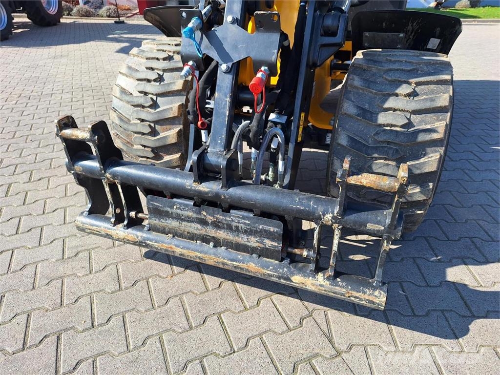 JCB 403 PLUS CAB EURO DEMO Hjullastare