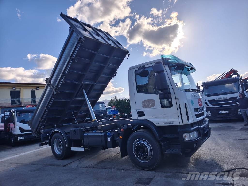 Iveco Eurocargo 180E32 Sora- ja kippiautot