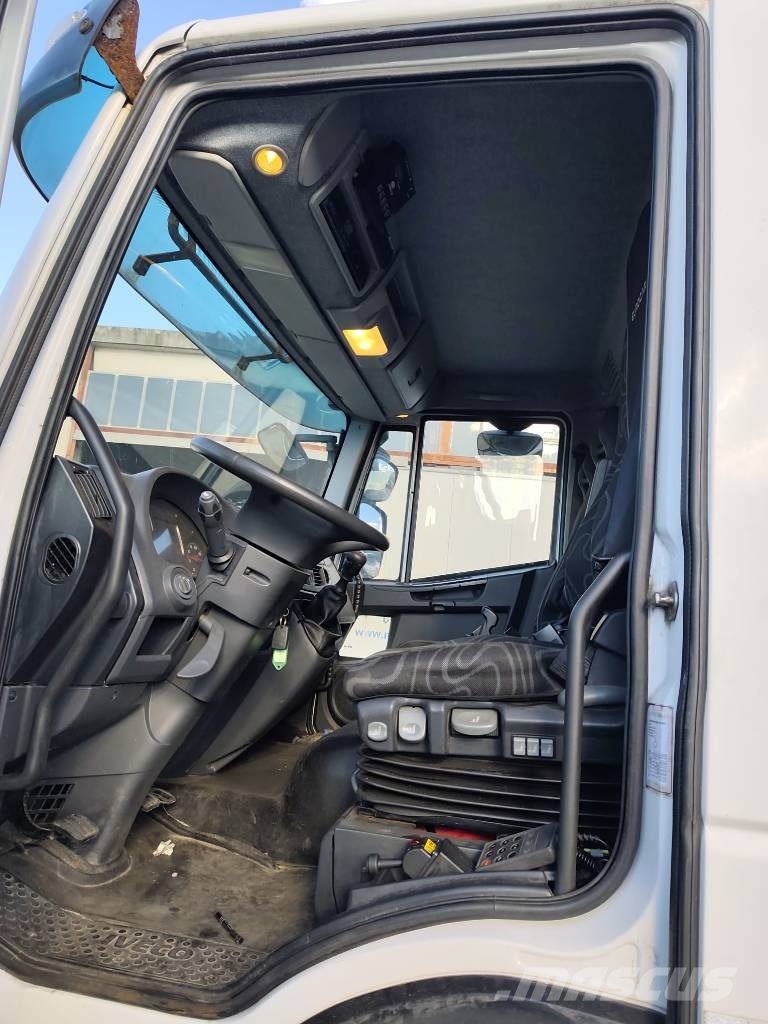 Iveco Eurocargo 180E32 Sora- ja kippiautot