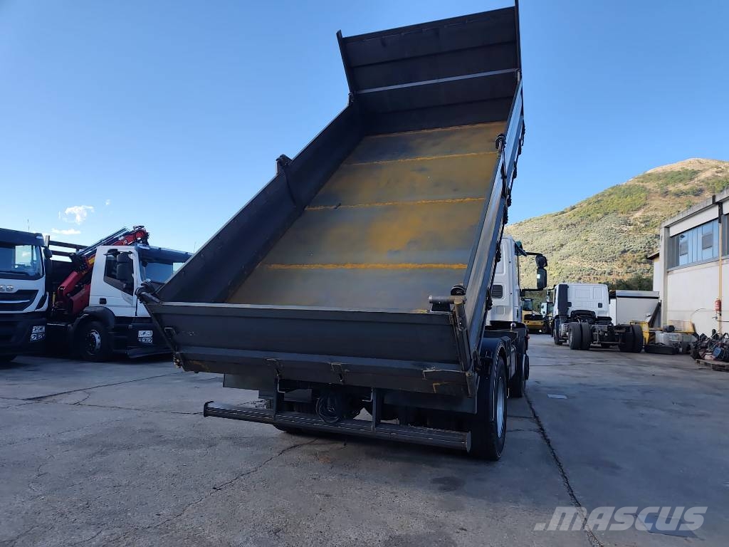 Iveco Eurocargo 180E32 Sora- ja kippiautot