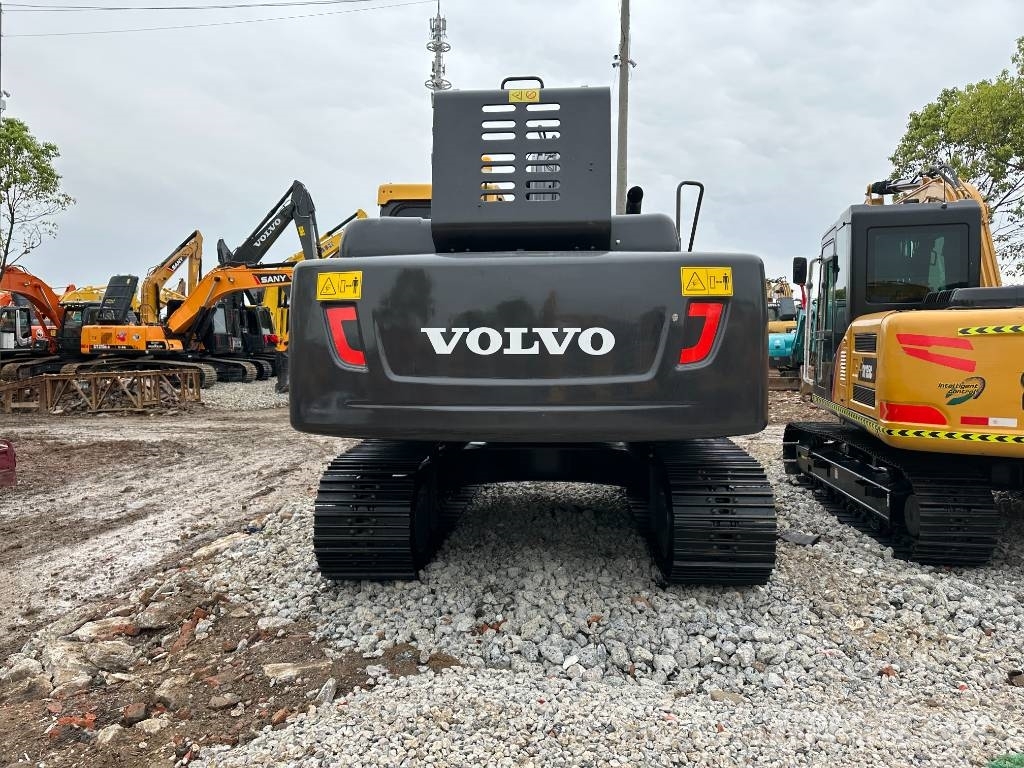 Volvo EC 210 Paletli ekskavatörler