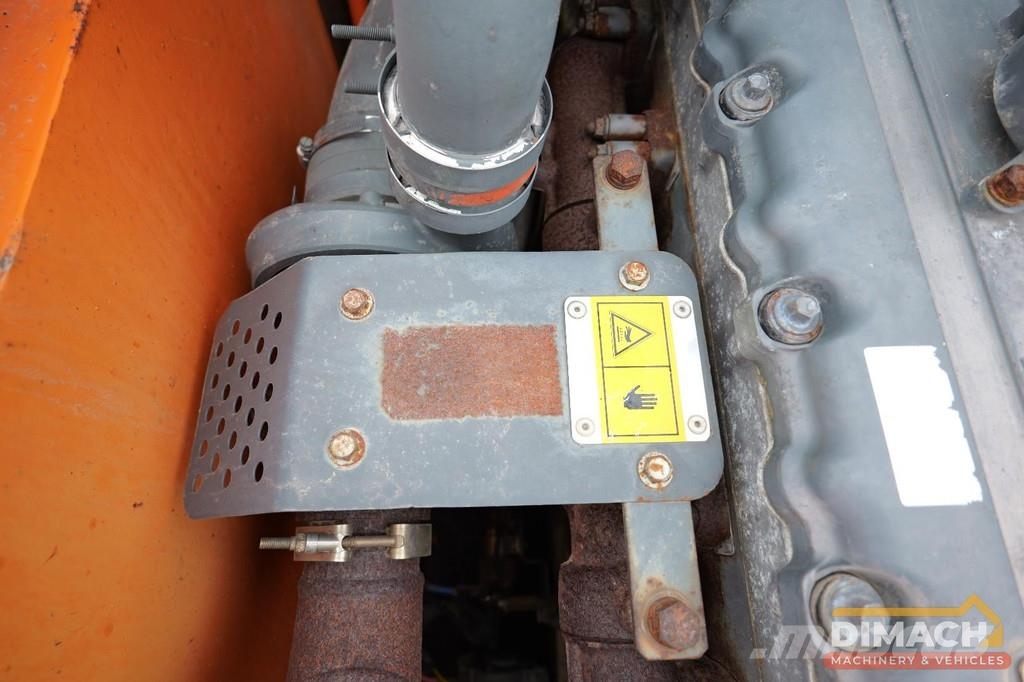 Doosan DX 180 LC Doosan 6-cylinder - mono boom - air cond Excavatoare speciale