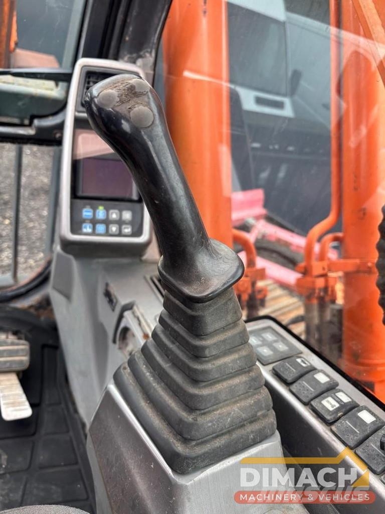 Doosan DX 180 LC Doosan 6-cylinder - mono boom - air cond Excavatoare speciale