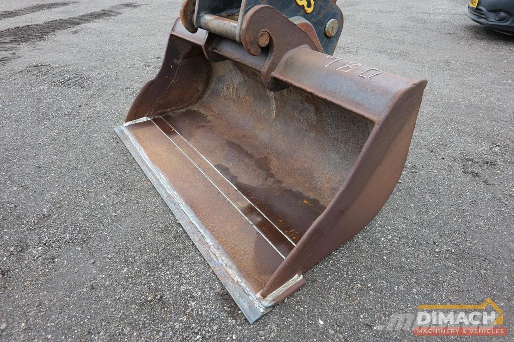 Doosan DX 180 LC Doosan 6-cylinder - mono boom - air cond Excavatoare speciale
