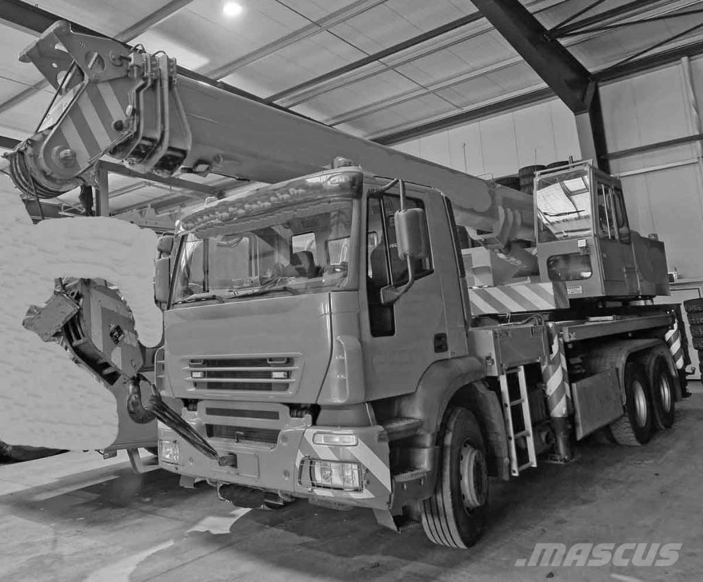 Liebherr LTF 1030 Autokrane