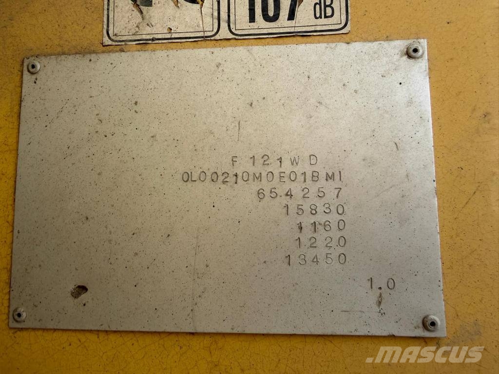 Dynapac F 121-6W Asfalttikoneet