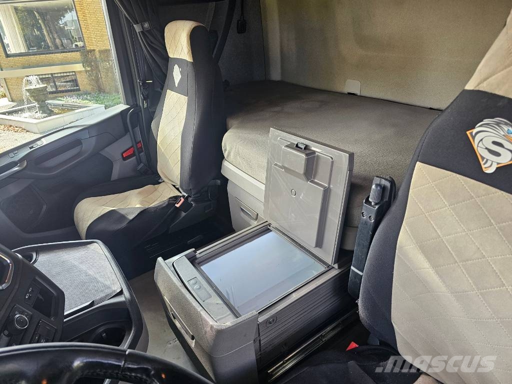 Scania R450 High NGS Trekkers