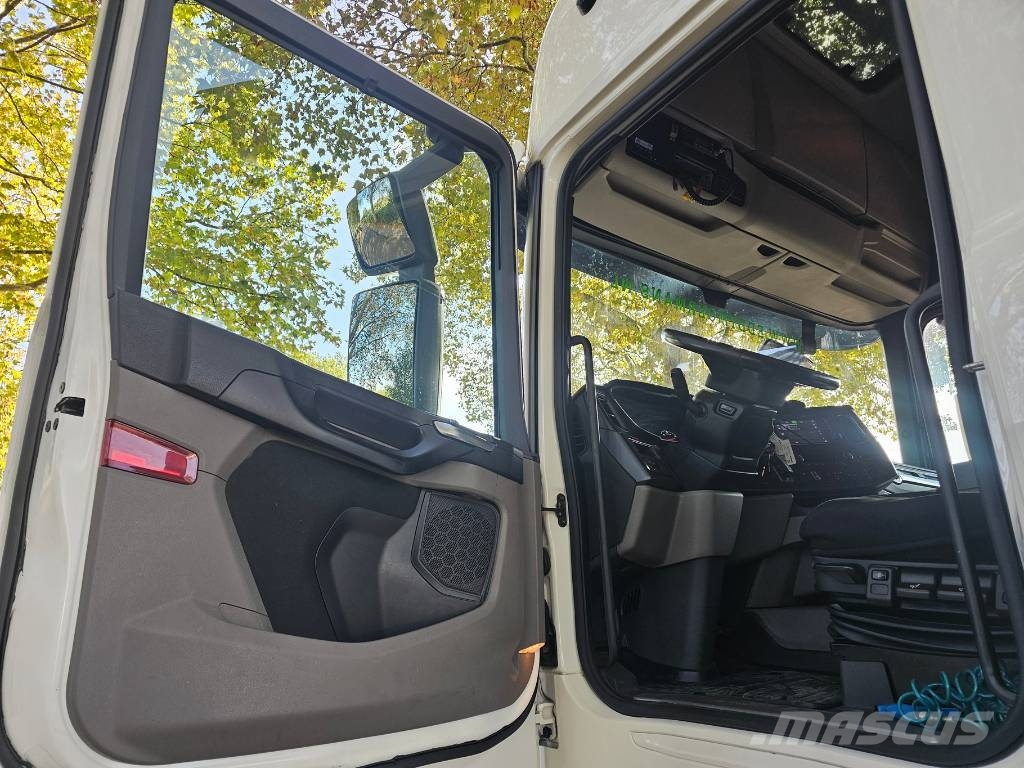 Scania R450 High NGS Trekkers