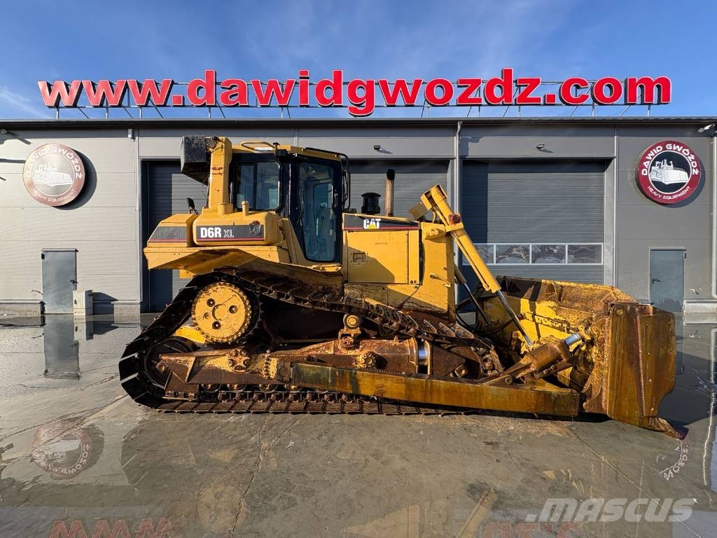 CAT D 6 R XL Pásové dozéry