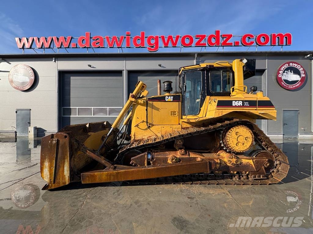CAT D 6 R XL Pásové dozéry