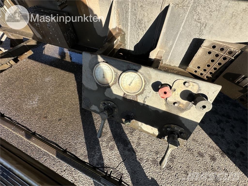 Roadex LVS 38 Demontažne prikolice