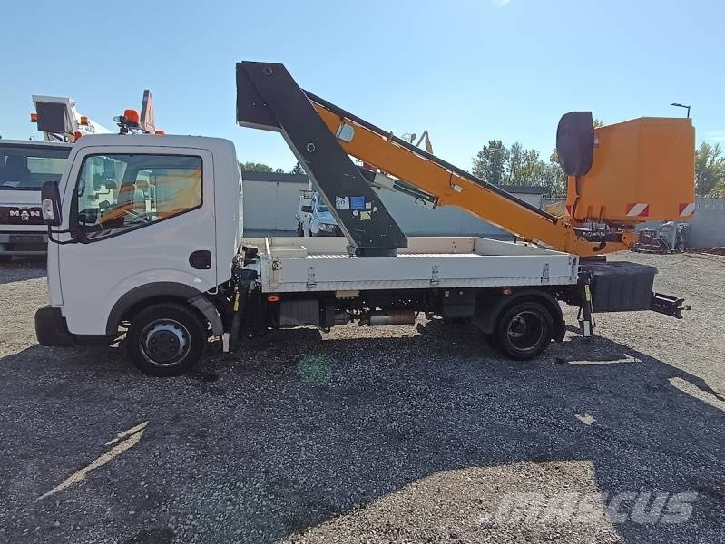 Renault Maxity Movex TLR16 - 16,2m, 230kg Auto korpe