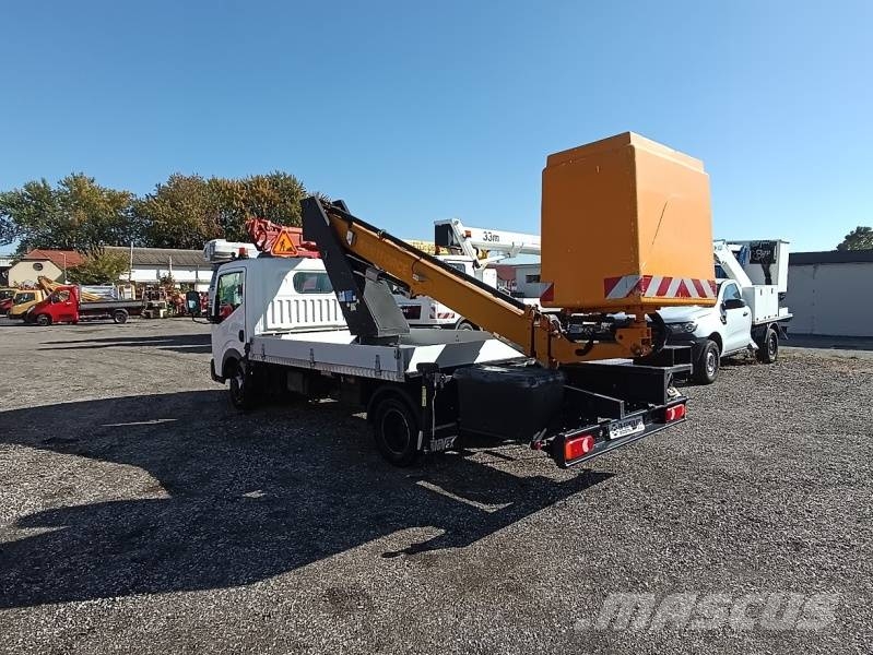 Renault Maxity Movex TLR16 - 16,2m, 230kg Auto korpe