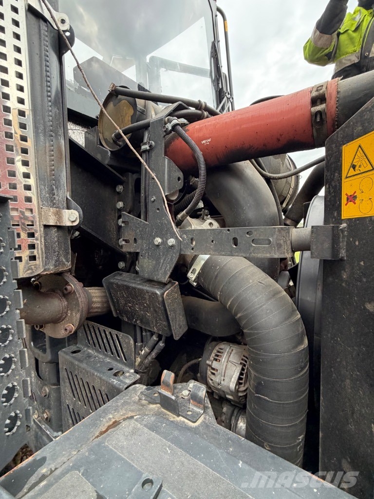 Ponsse FOX 8W Harvesteri Cosechadoras