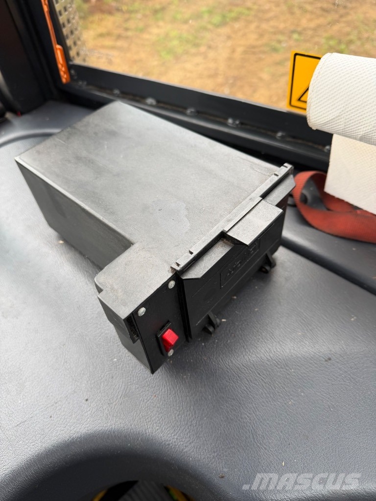 Ponsse FOX 8W Harvesteri Cosechadoras
