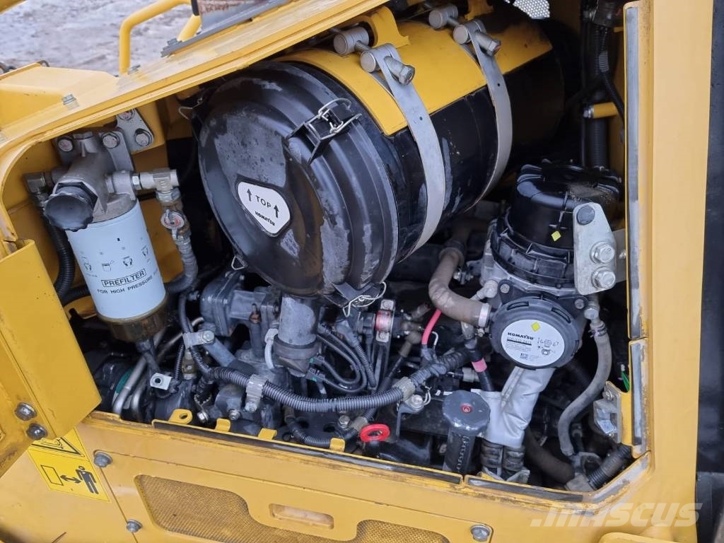 Komatsu D 61 PX-23 Buldooserid