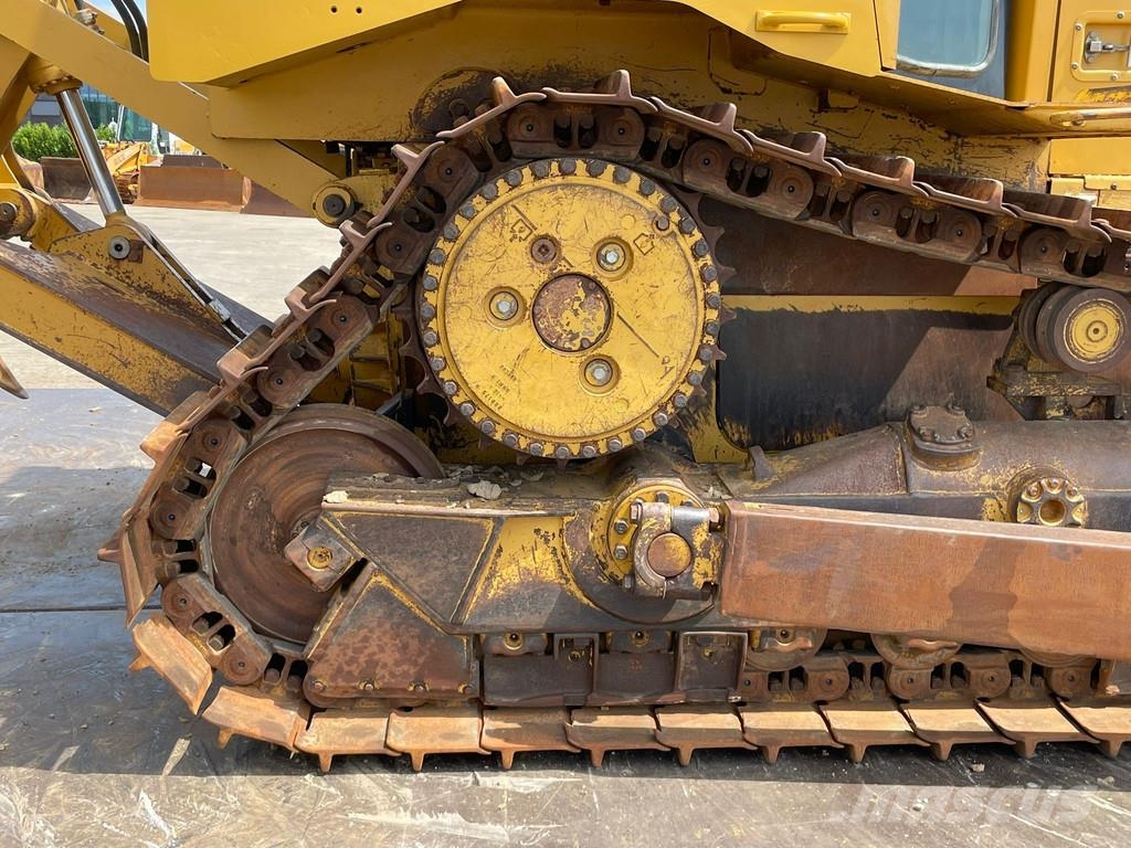 CAT D6T XL 履带式推土机