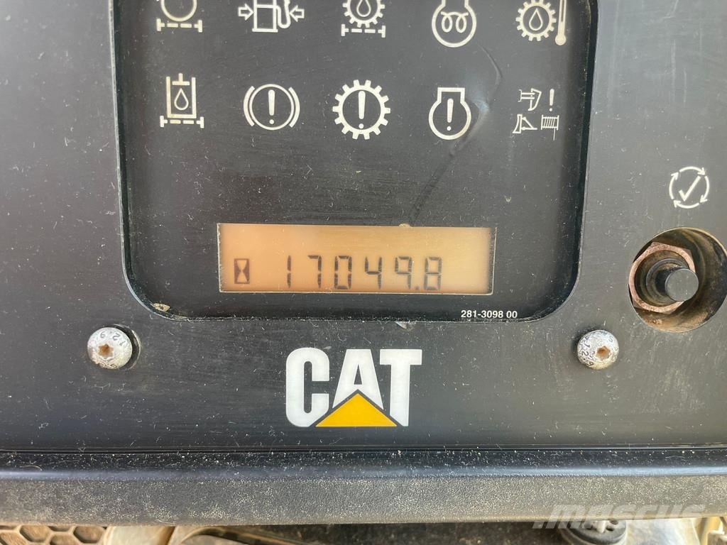 CAT D6T XL 履带式推土机