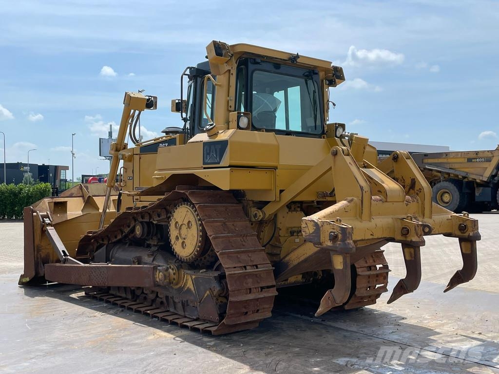 CAT D6T XL 履带式推土机