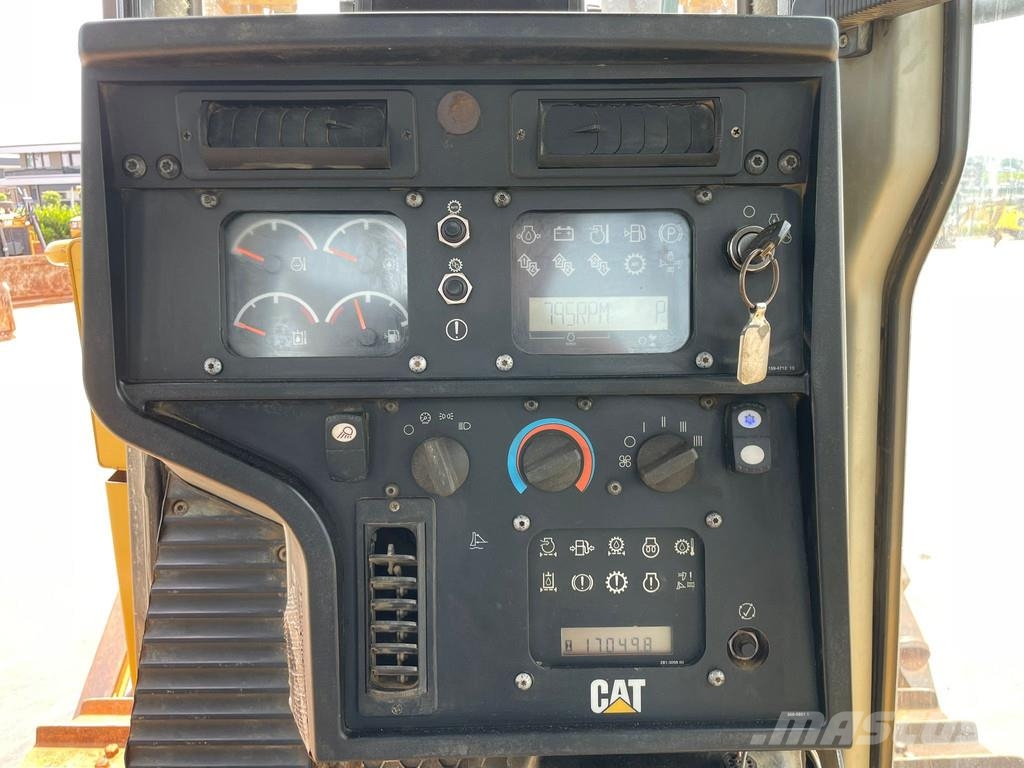 CAT D6T XL Bulldozer