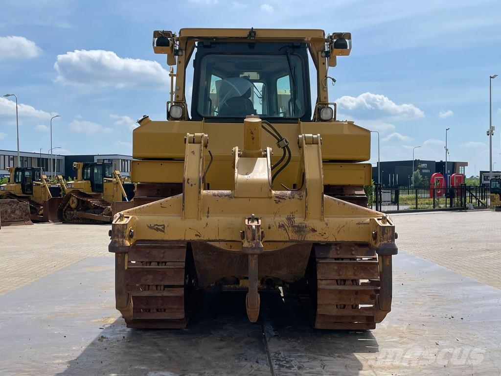 CAT D6T XL Bulldozer