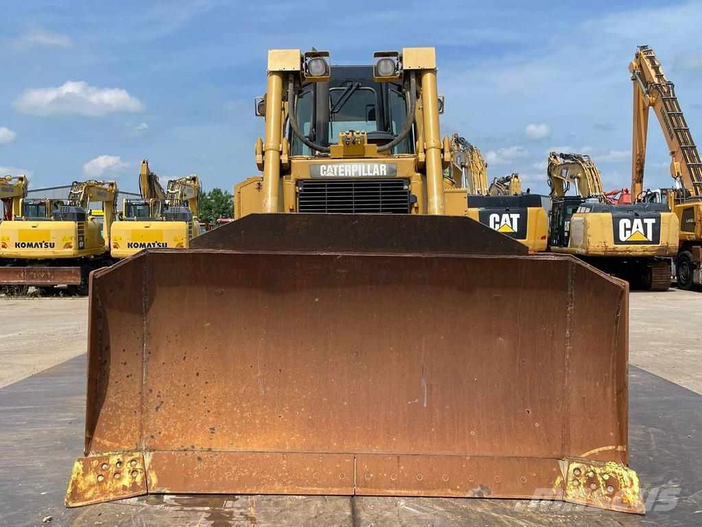 CAT D6T XL Bulldozer