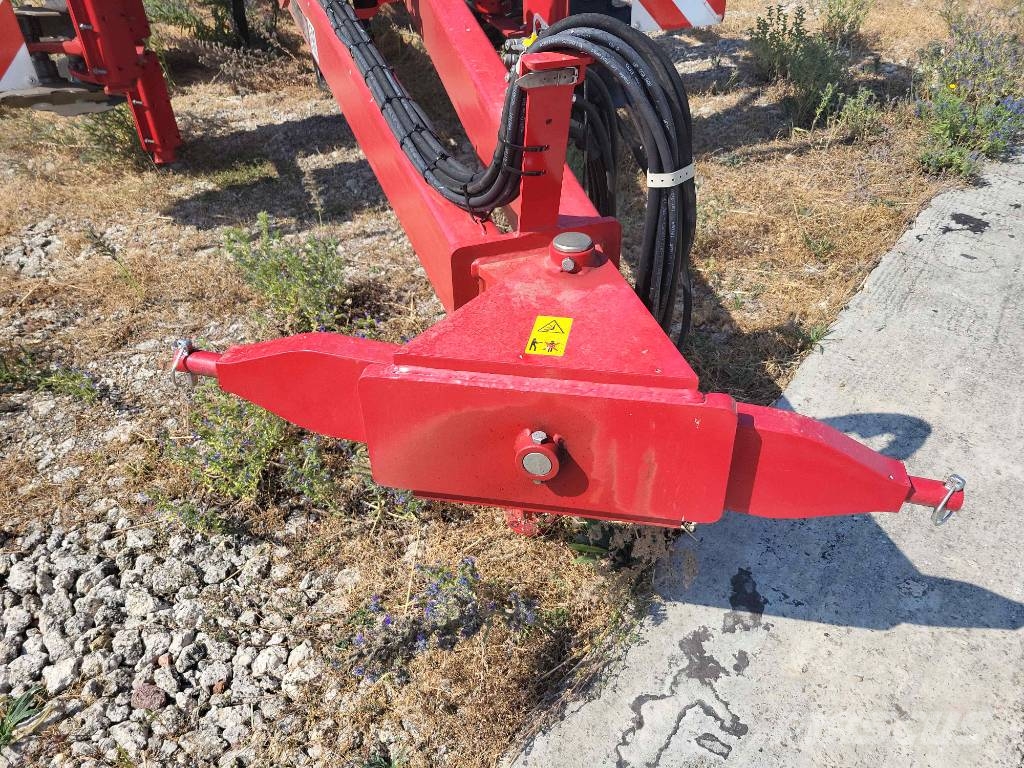 Horsch Terrano 4 MT Cultivatoren