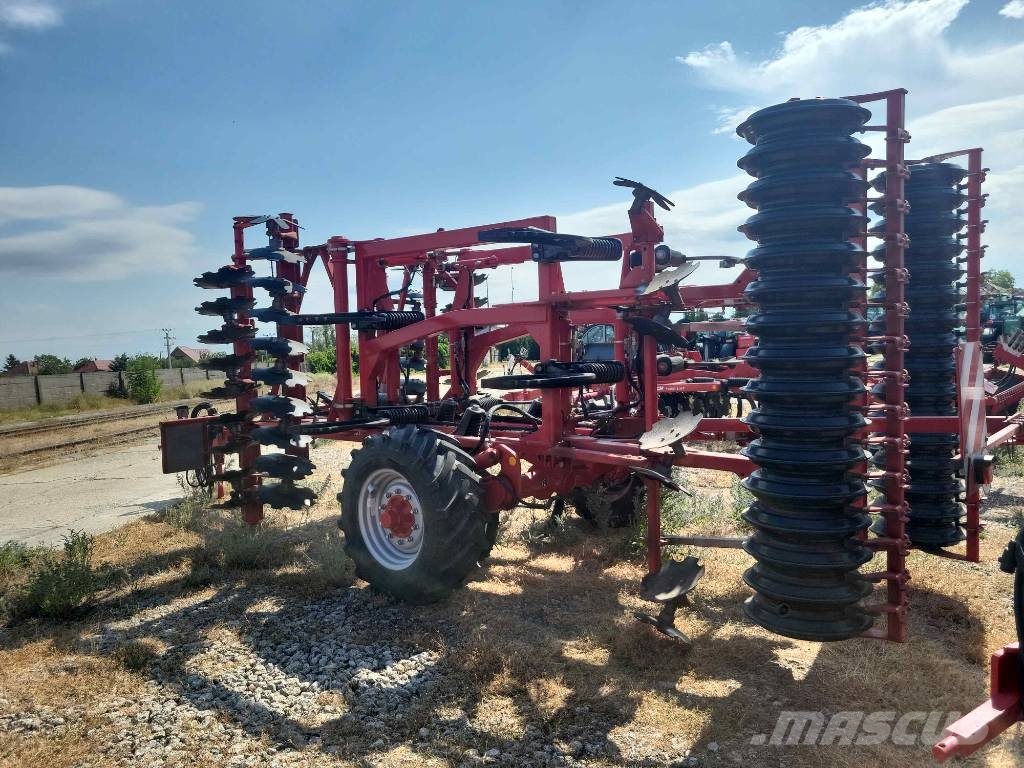 Horsch Terrano 4 MT Cultivatoren