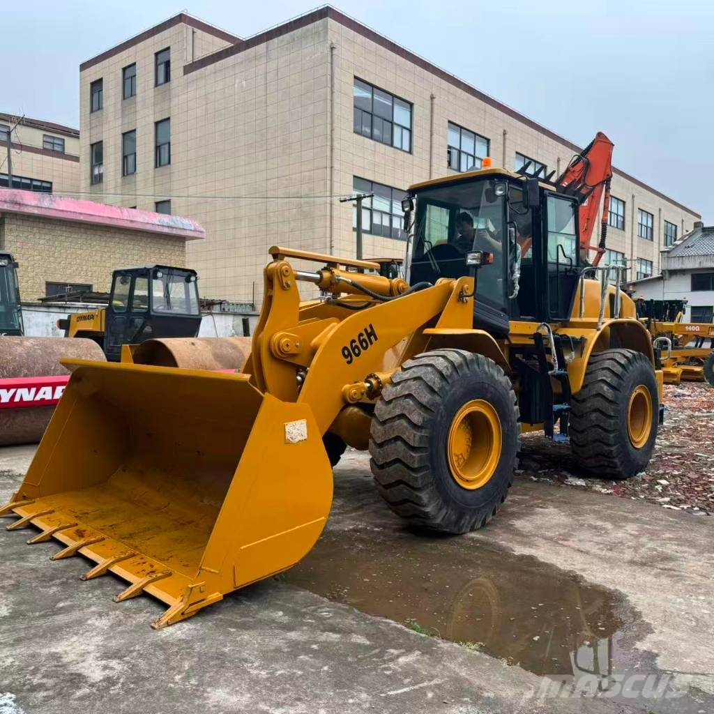 CAT 966H Kolesni nakladalci