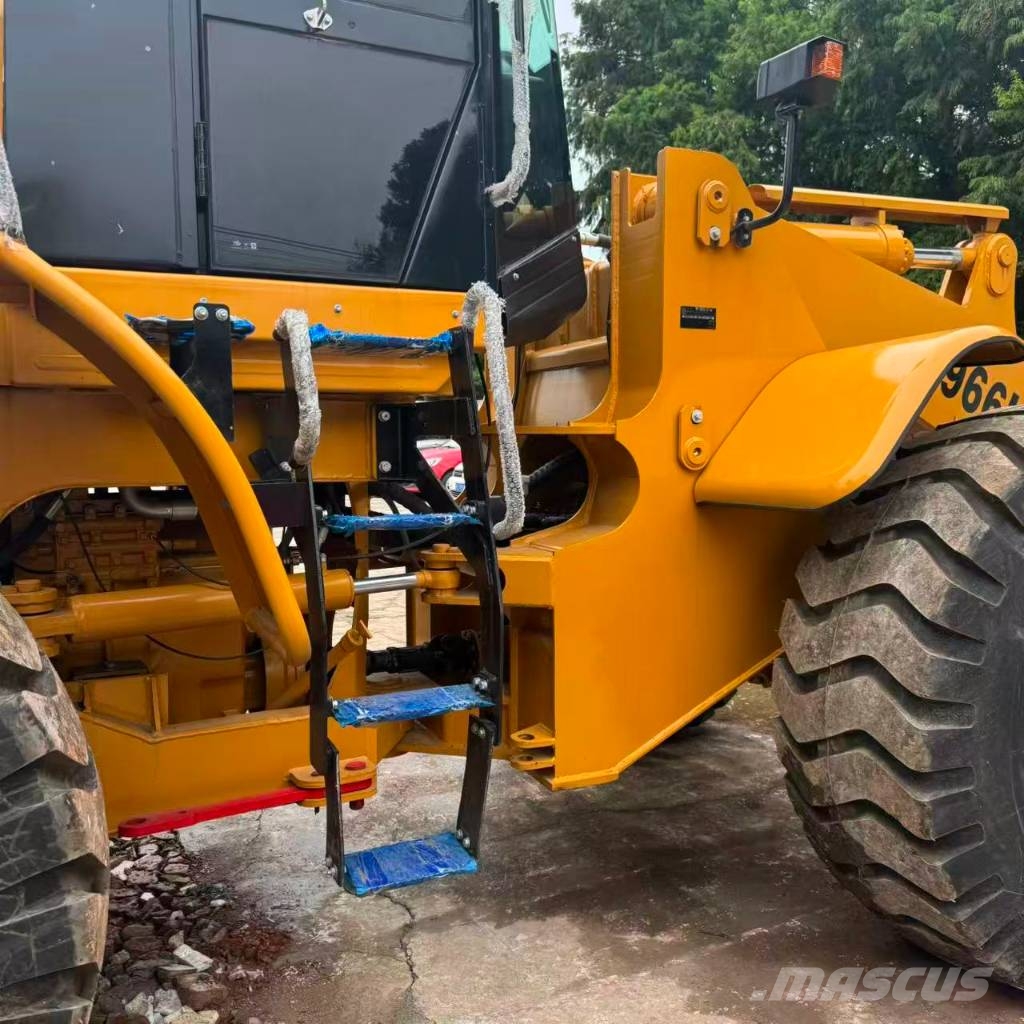 CAT 966H Kolesni nakladalci