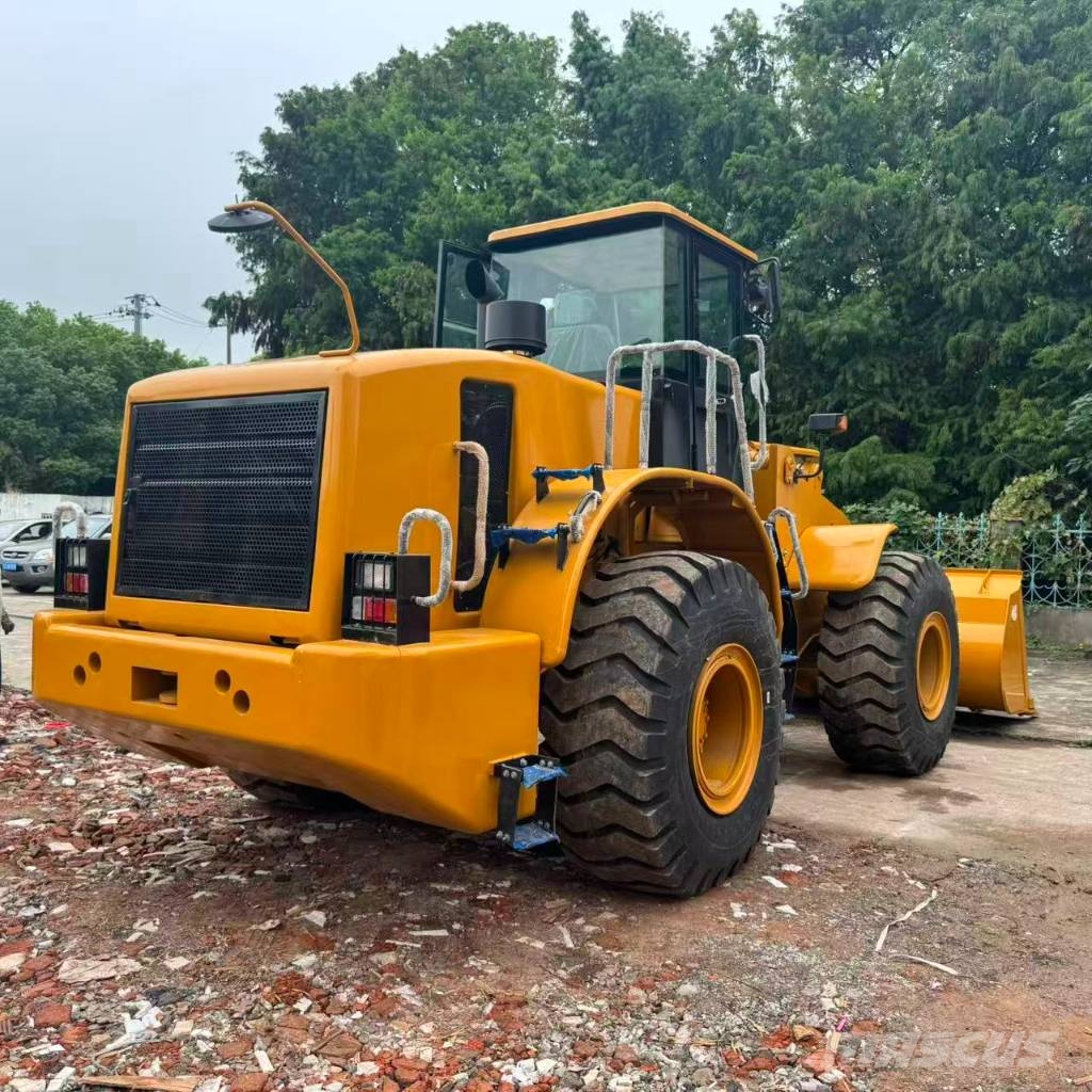 CAT 966H Kolesni nakladalci