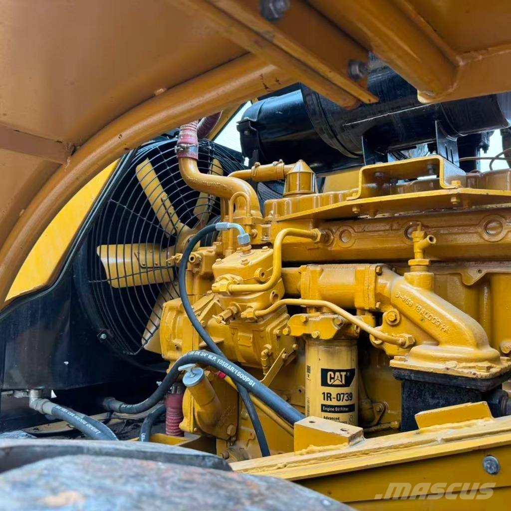 CAT 966H Kolesni nakladalci