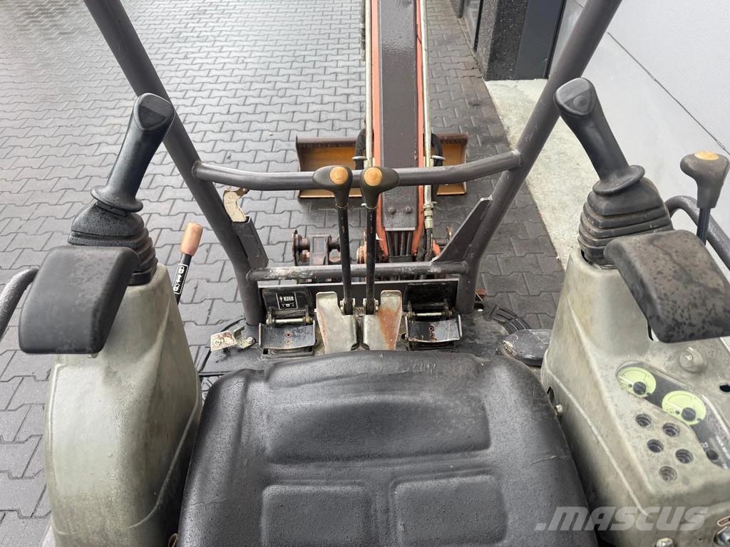 Yanmar Vio17 حفارات صغيرة أقل من 7 طن (حفارات صغيرة)