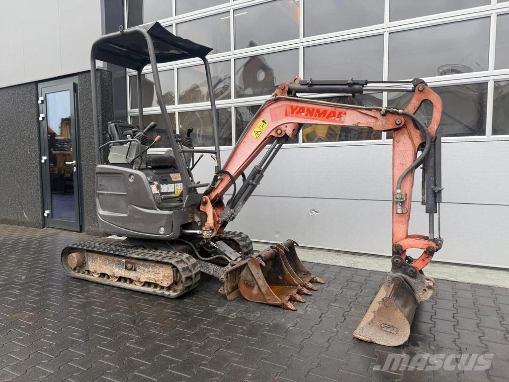Yanmar Vio17 حفارات صغيرة أقل من 7 طن (حفارات صغيرة)