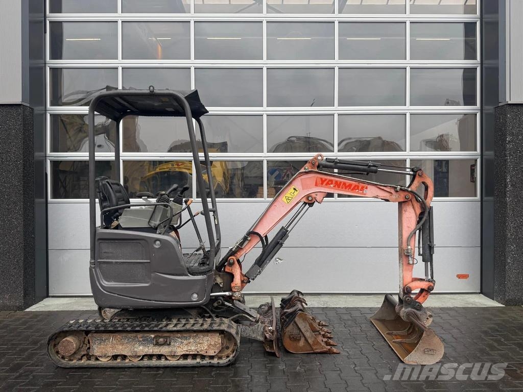 Yanmar Vio17 حفارات صغيرة أقل من 7 طن (حفارات صغيرة)