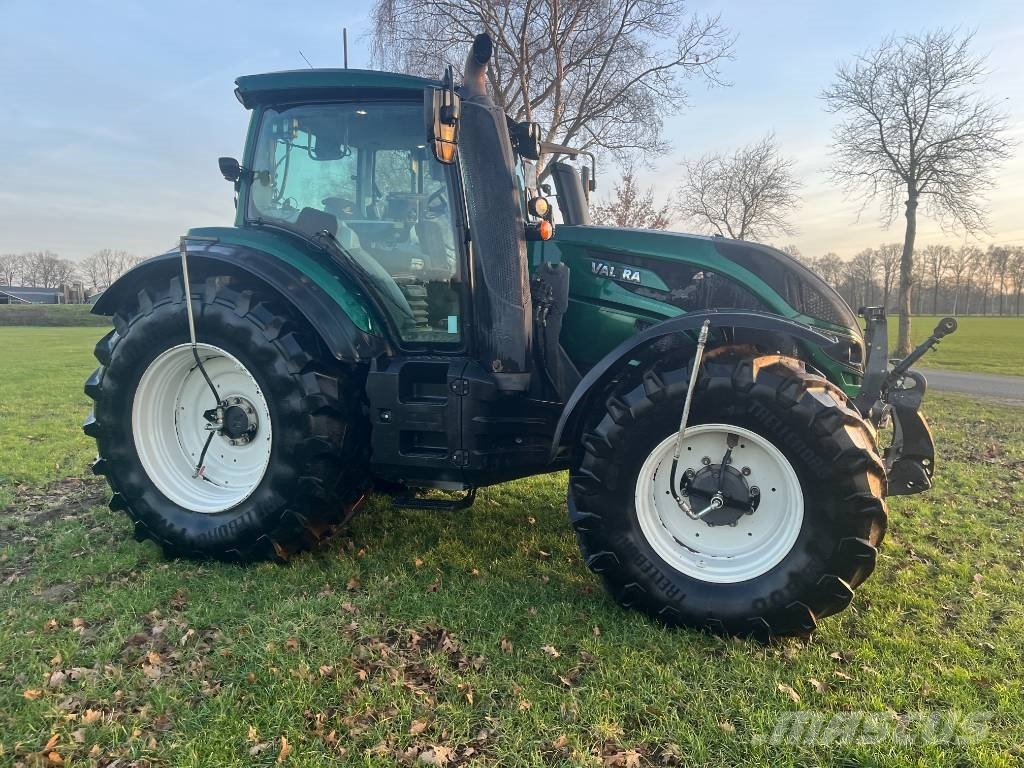 Valtra T 174 Direct Tractores