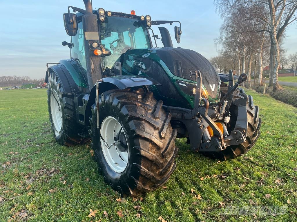 Valtra T 174 Direct Tractores