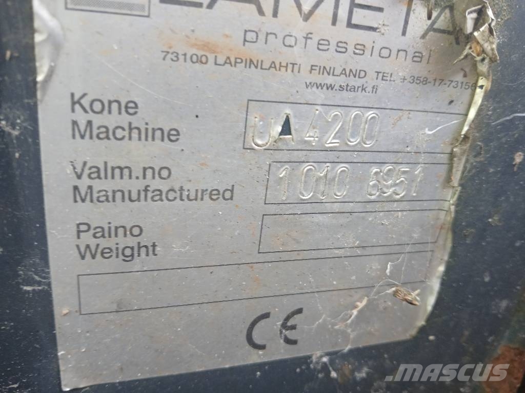 Stark UA 4200 Outros limpa-neves e máquinas de limpeza viária