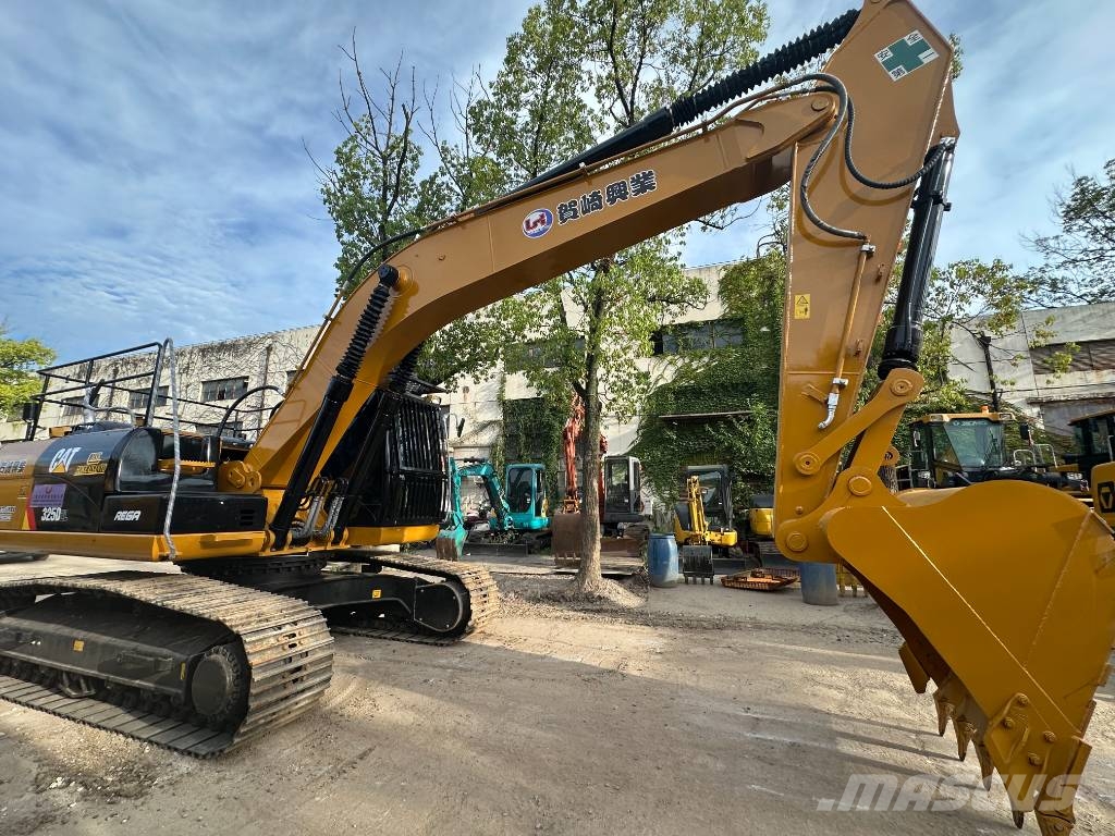 CAT 325D2L 3000 units excavators in stock Crawler excavators