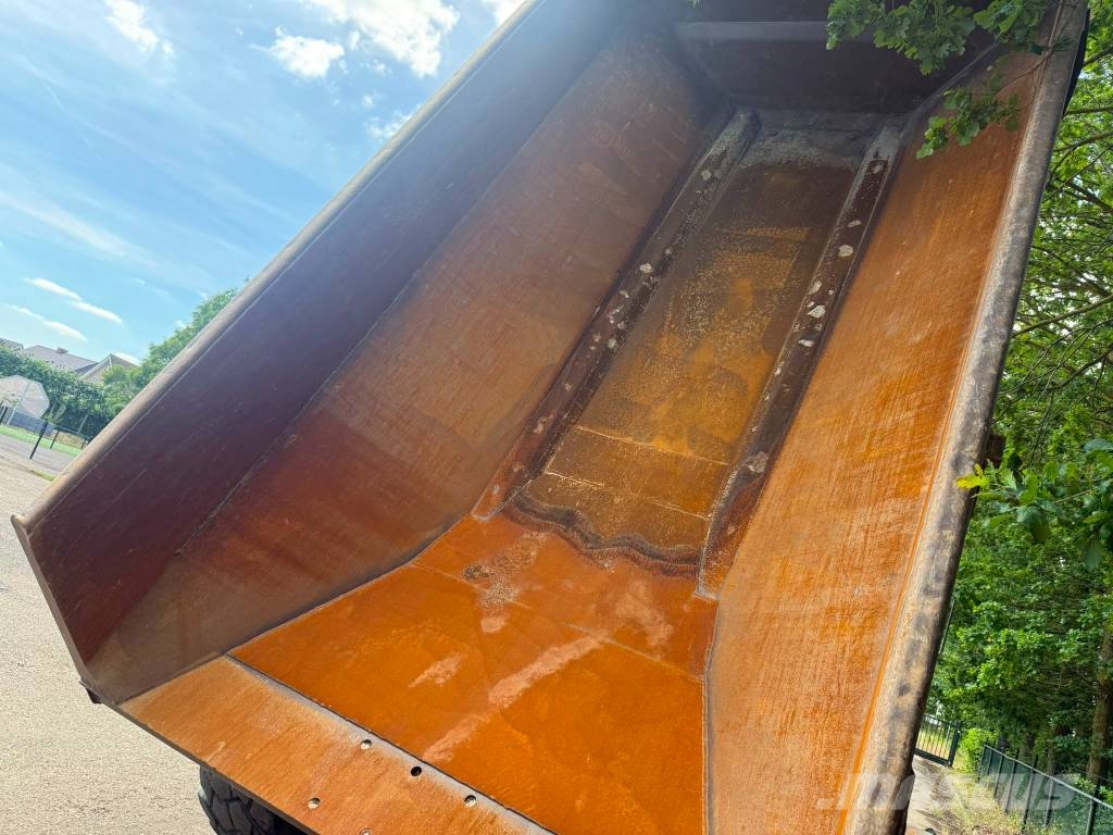 Volvo A 25 E Dumper - Knickgelenk