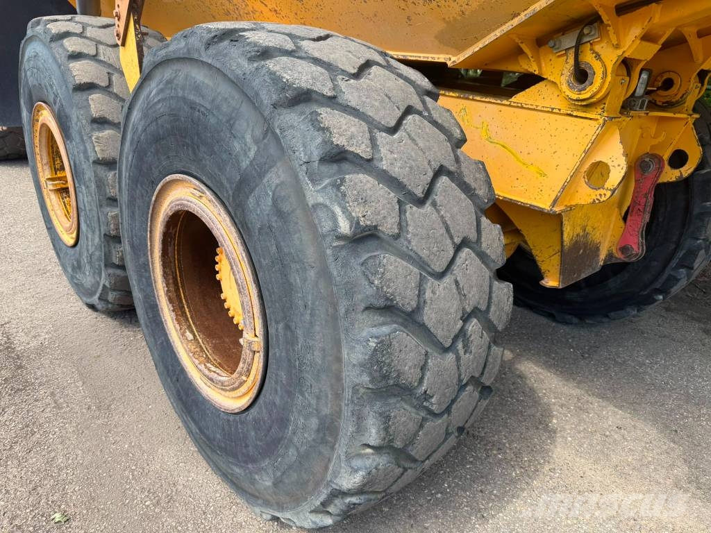 Volvo A 25 E Dumper - Knickgelenk