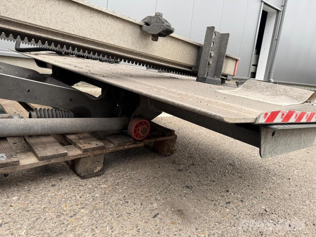 Dhollandia DHSM.30 3000 KG LIFT Zadní dveře