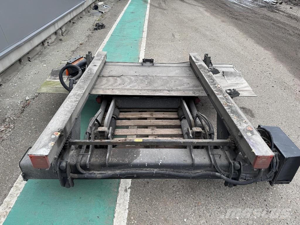 Dhollandia DHSM.30 3000 KG LIFT Zadní dveře