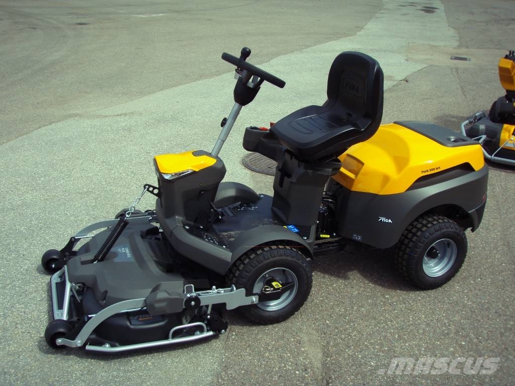 Stiga Park 500 WX med Combi 95 Q Plus Tondeuses montées
