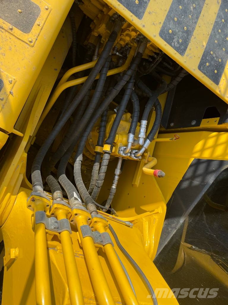 Komatsu PC 210 Rupsgraafmachines