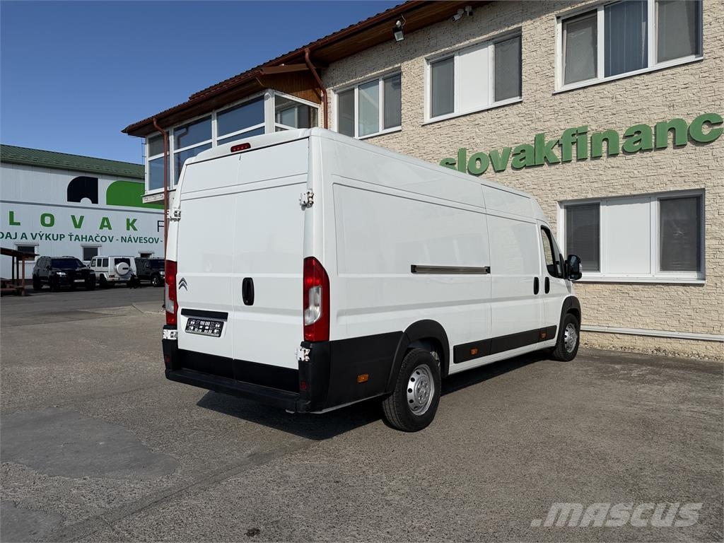 Citroën Jumper VIN 817 Furgonetas cerradas