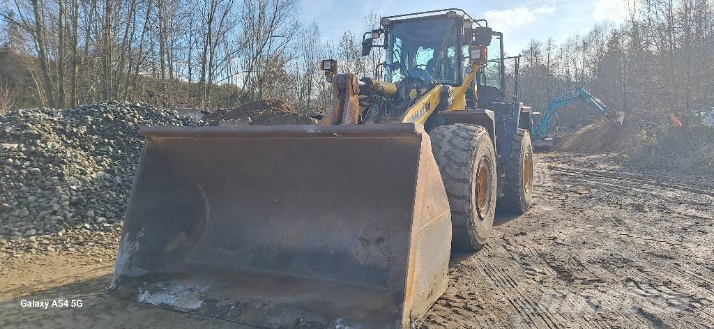 Komatsu WA 470-6 Колесни товарачи