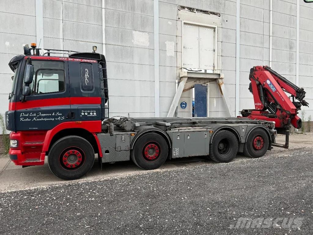 DAF CF 85.460 8X2 EURO 5 - HMF 2620 K4 + FJ600 K4 + RE Camiones polibrazo