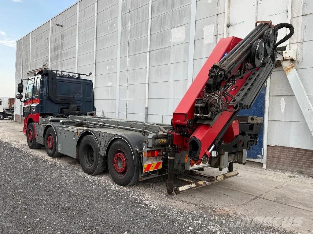 DAF CF 85.460 8X2 EURO 5 - HMF 2620 K4 + FJ600 K4 + RE Camiones polibrazo