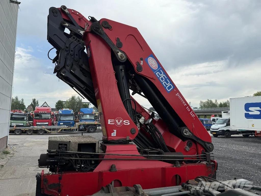 DAF CF 85.460 8X2 EURO 5 - HMF 2620 K4 + FJ600 K4 + RE Camiones polibrazo